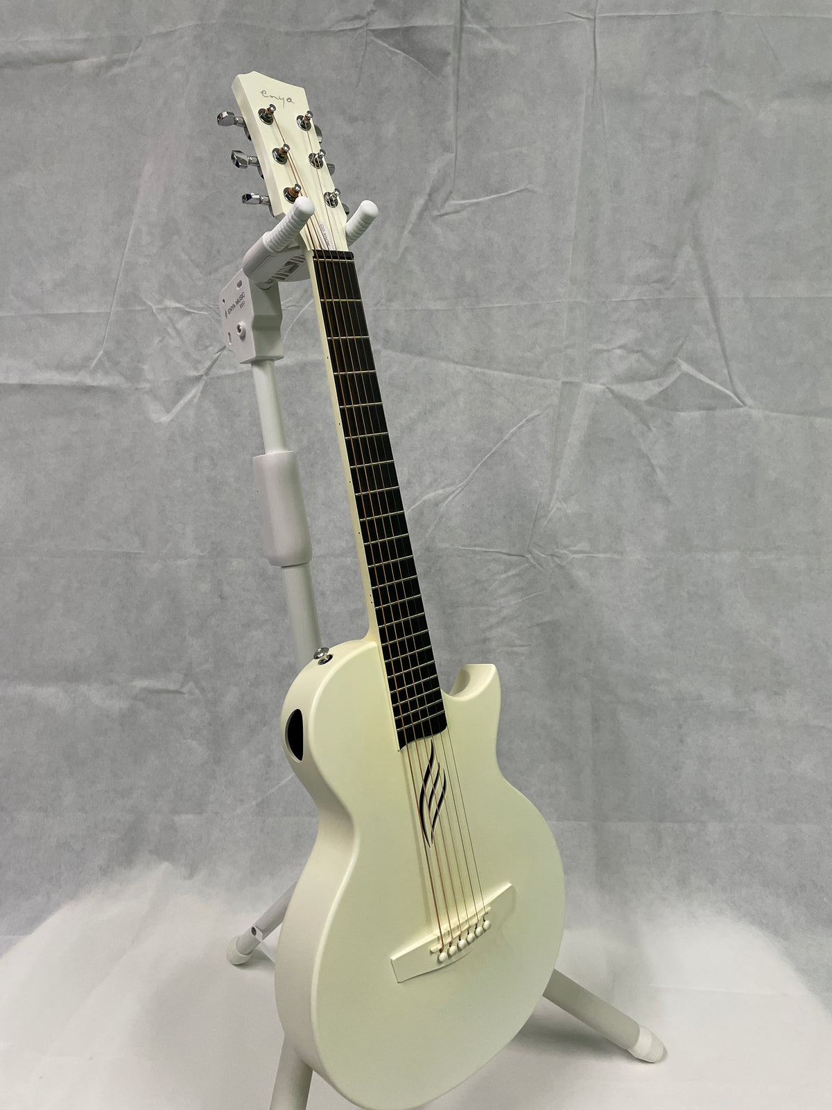 B Stock Enya NOVA GO White