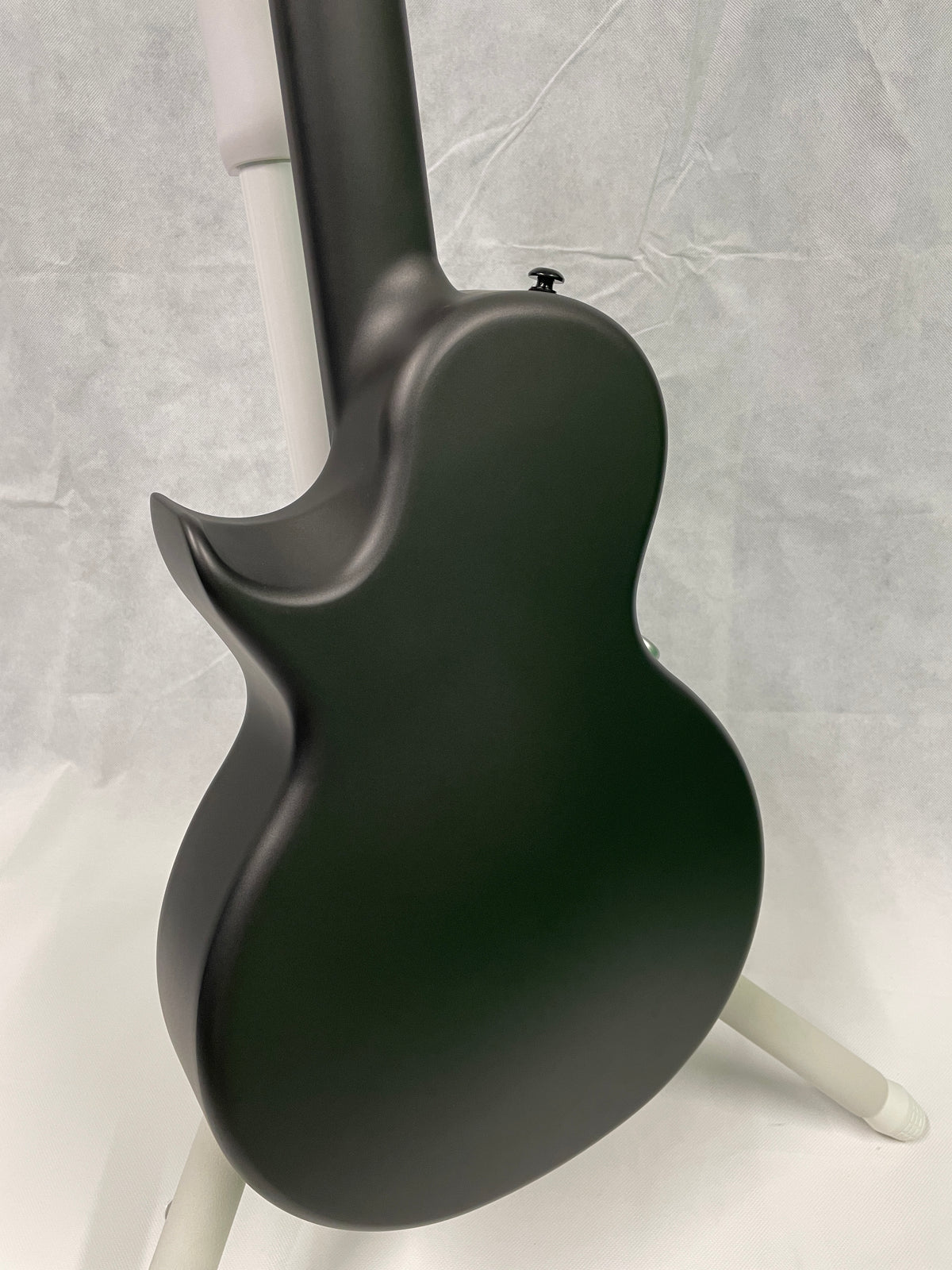 B Stock Enya NOVA GO SP1 in Black