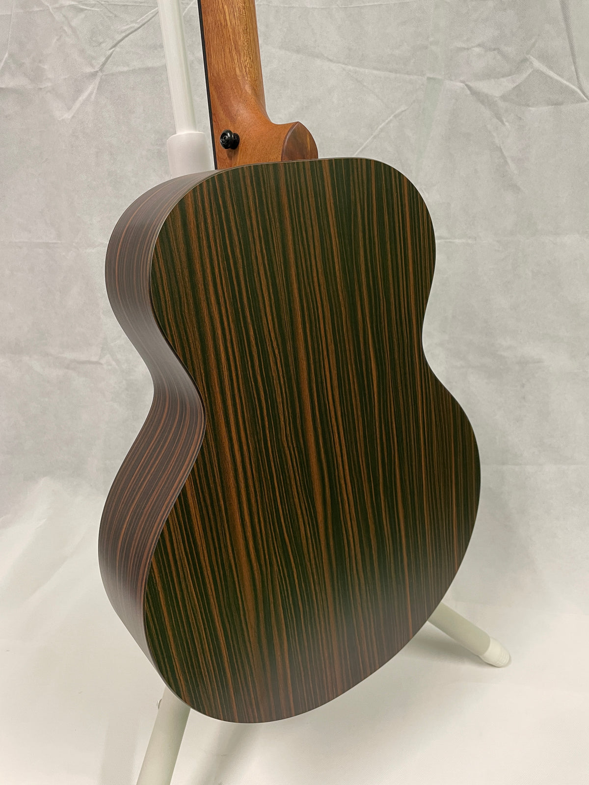 B Stock Enya EA-X1 PRO SP1 Electro Acoustic Guitar