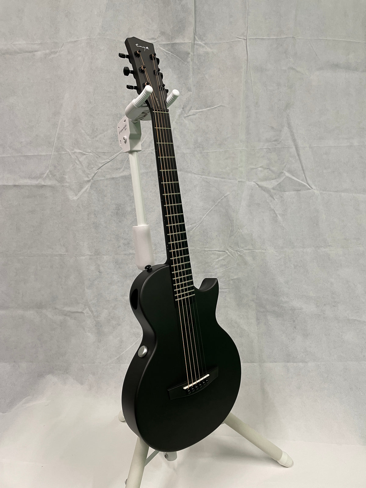 B Stock Enya Nova Go Sonic in Black