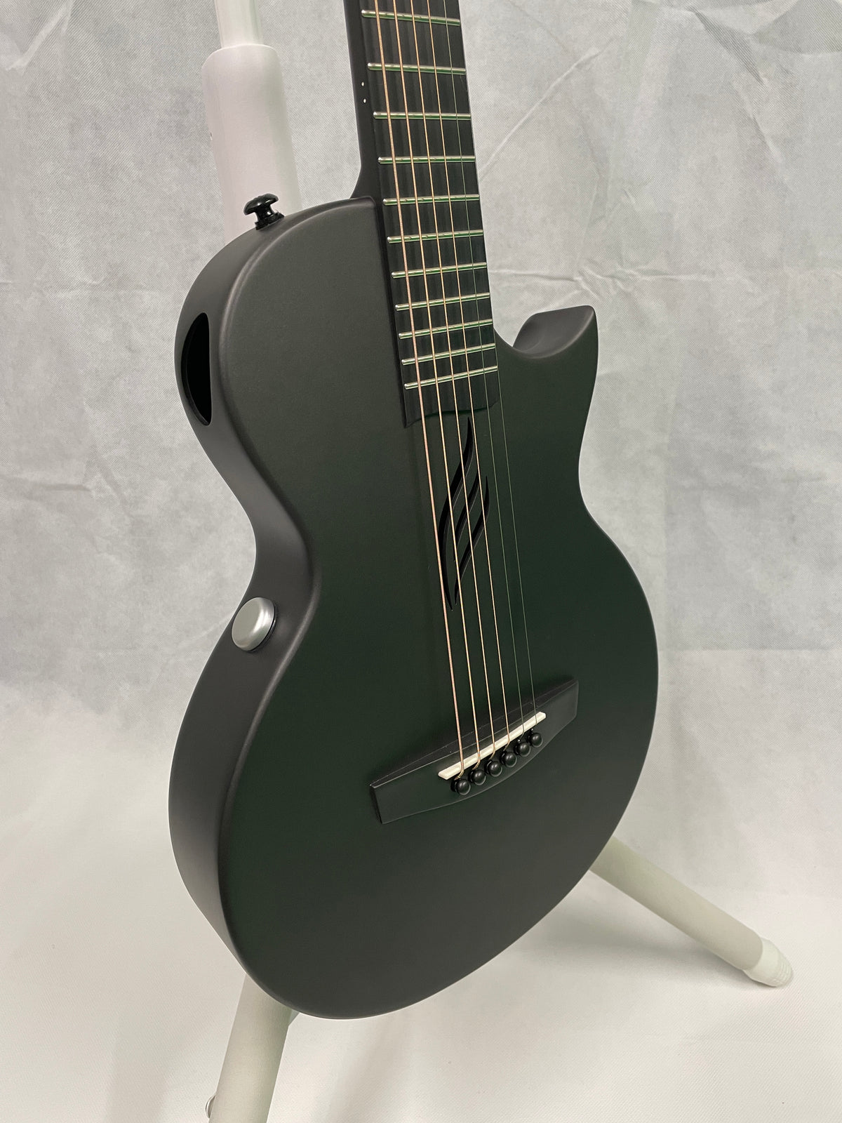 B Stock Enya Nova Go Sonic in Black