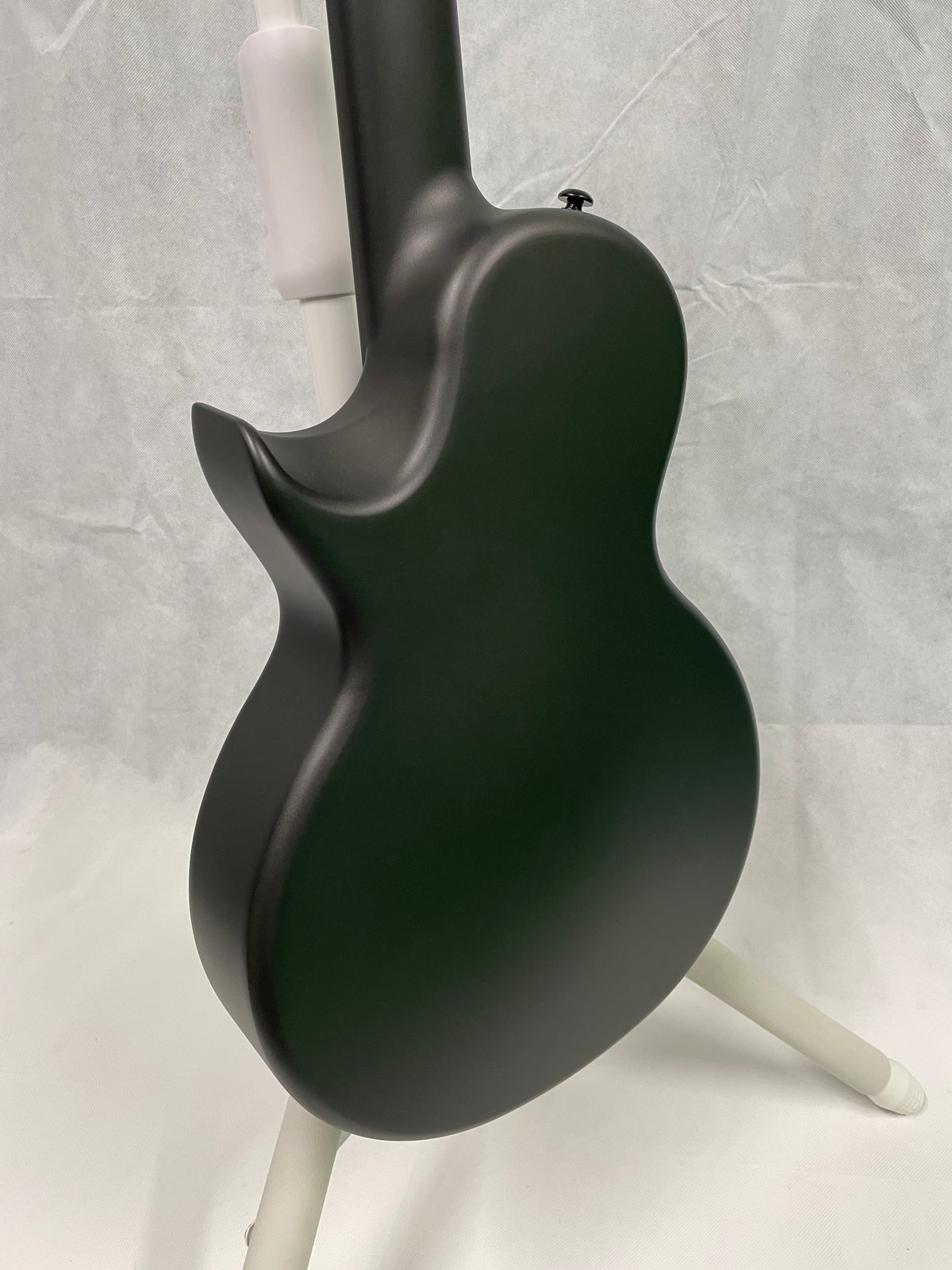 B Stock Enya Nova Go Sonic in Black