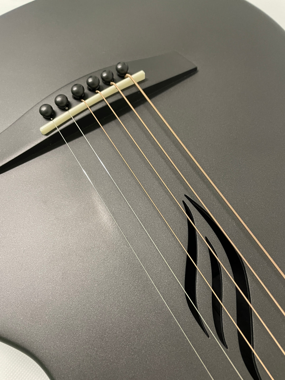 B Stock Enya Nova Go Sonic in Black