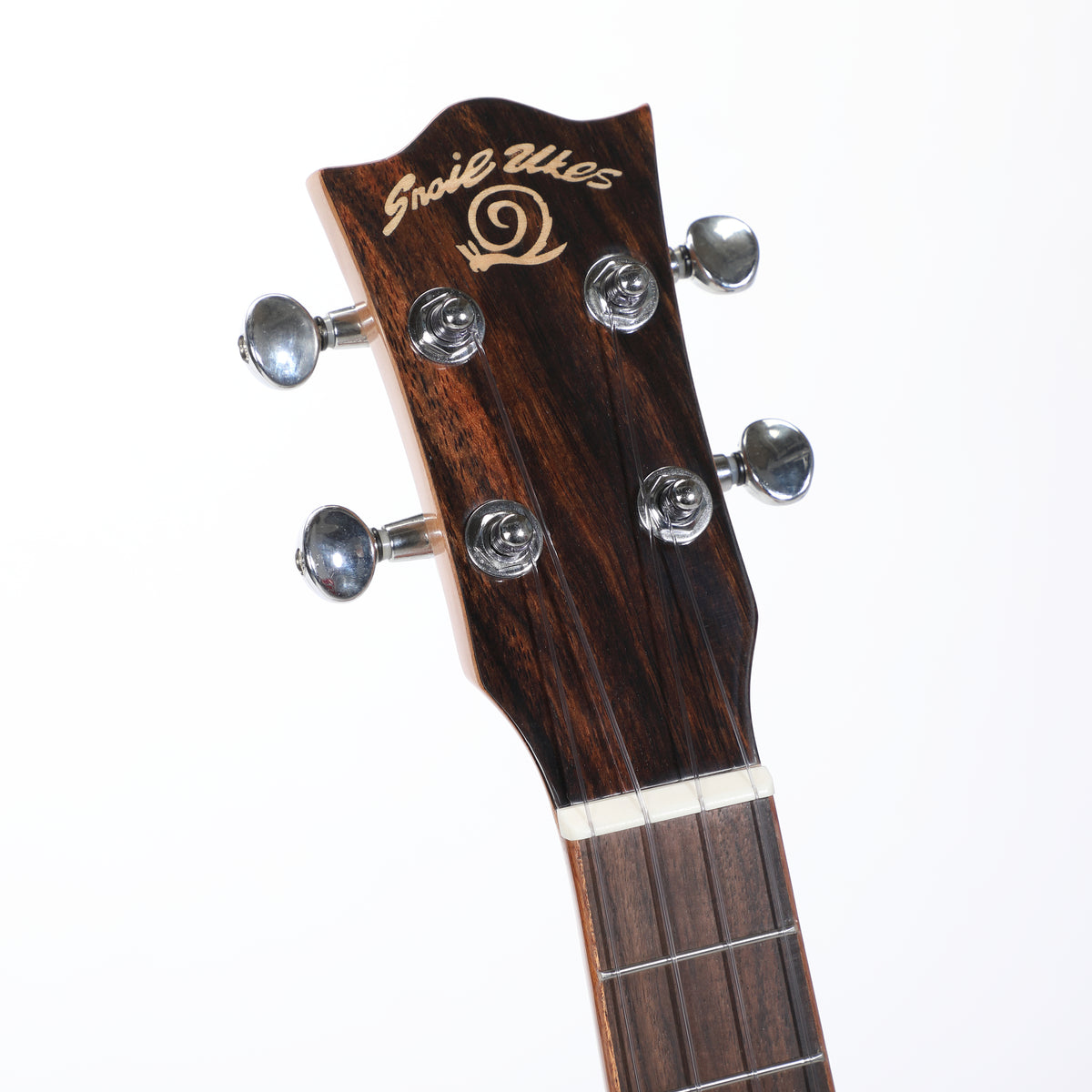 Snail SUT-M2 MK2 - Mahogany Gloss, Tenor Eletro Ukulele, Solid Top, 38MM Nut