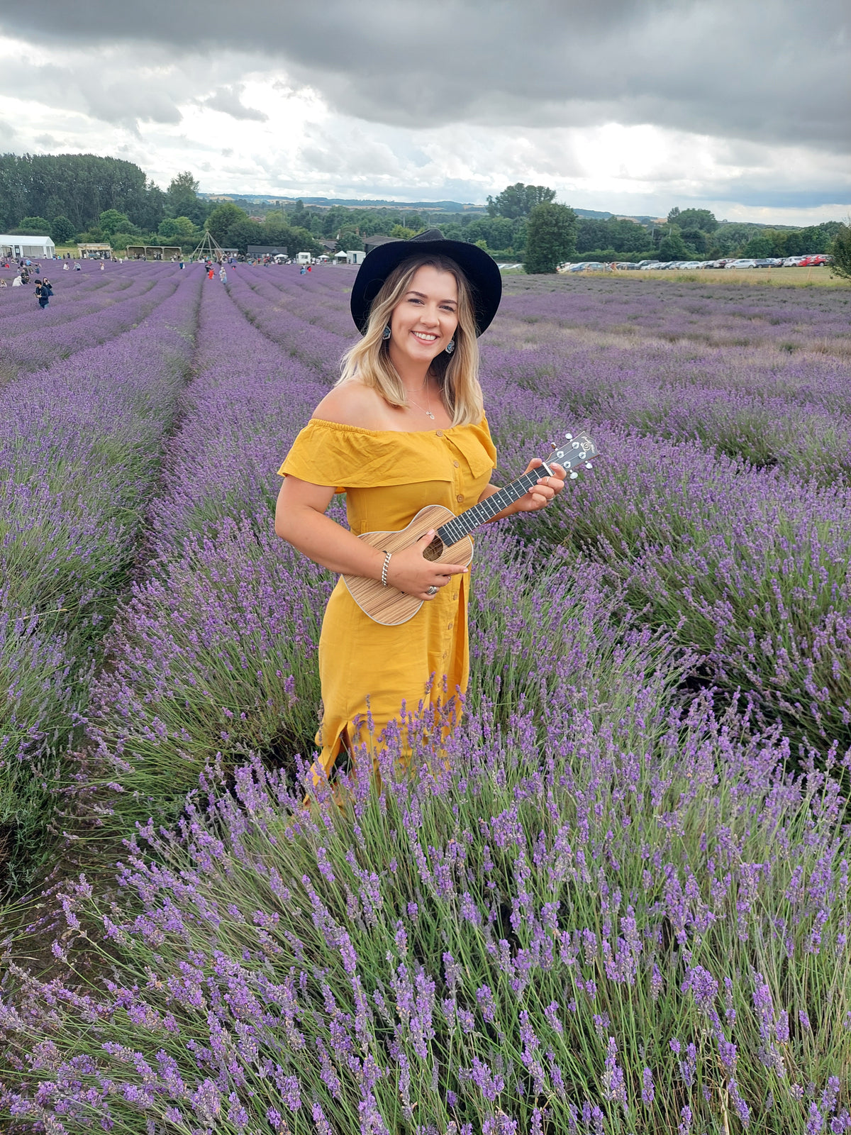 Snail UKC-480E Zebrawood Concert Ukulele