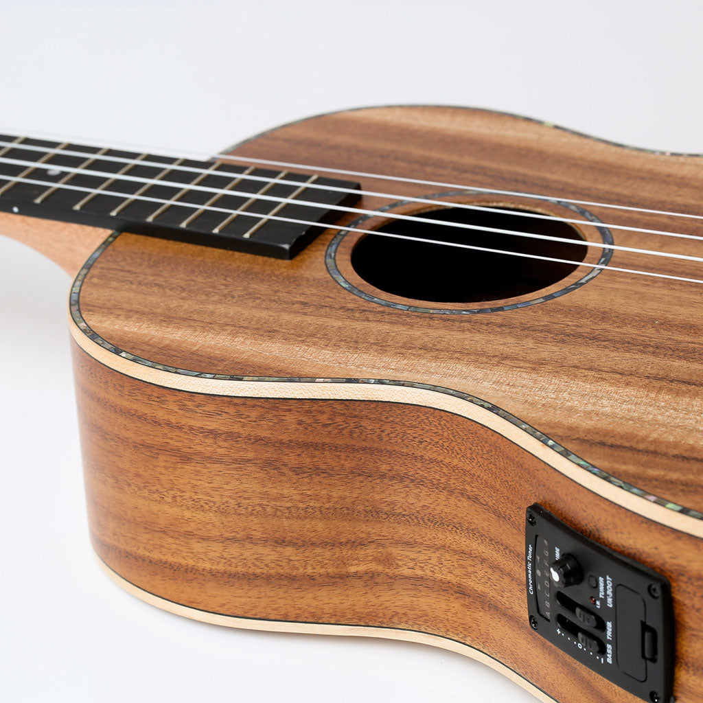ISUZI EAK-BEQ Electro-Acoustic Baritone Ukulele