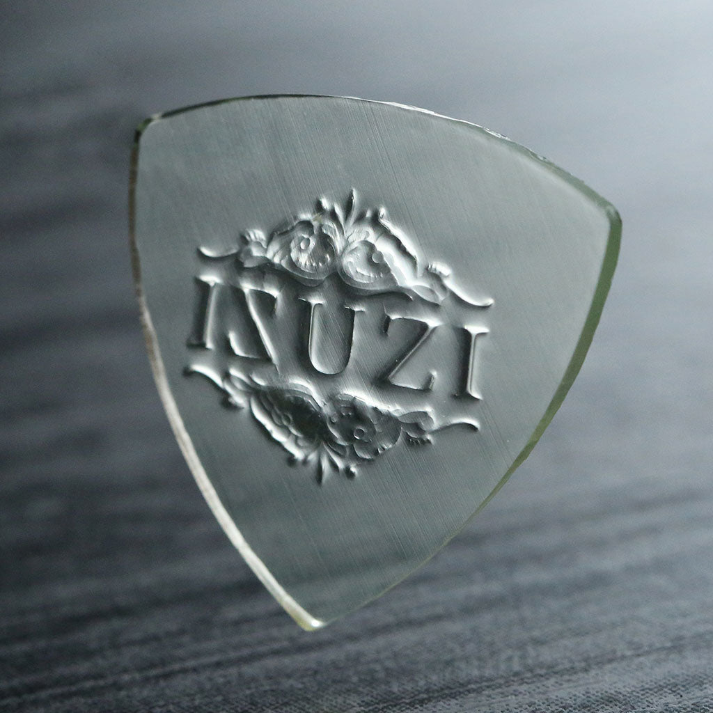 ISUZI KUP-80 ukulele plectrum